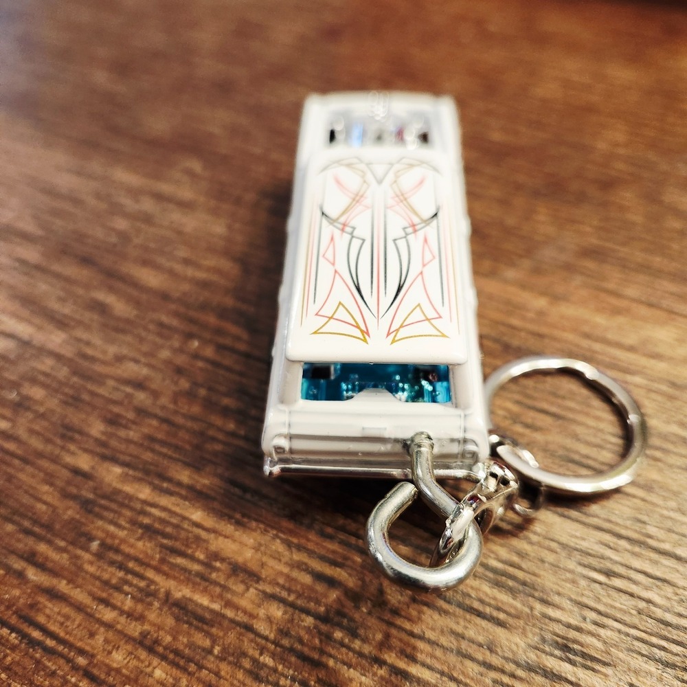2025 Hot Wheels '64 Nova Wagon Key Chain Gasser White HW Gassers Diecast 1:64 - Picture 4 of 7